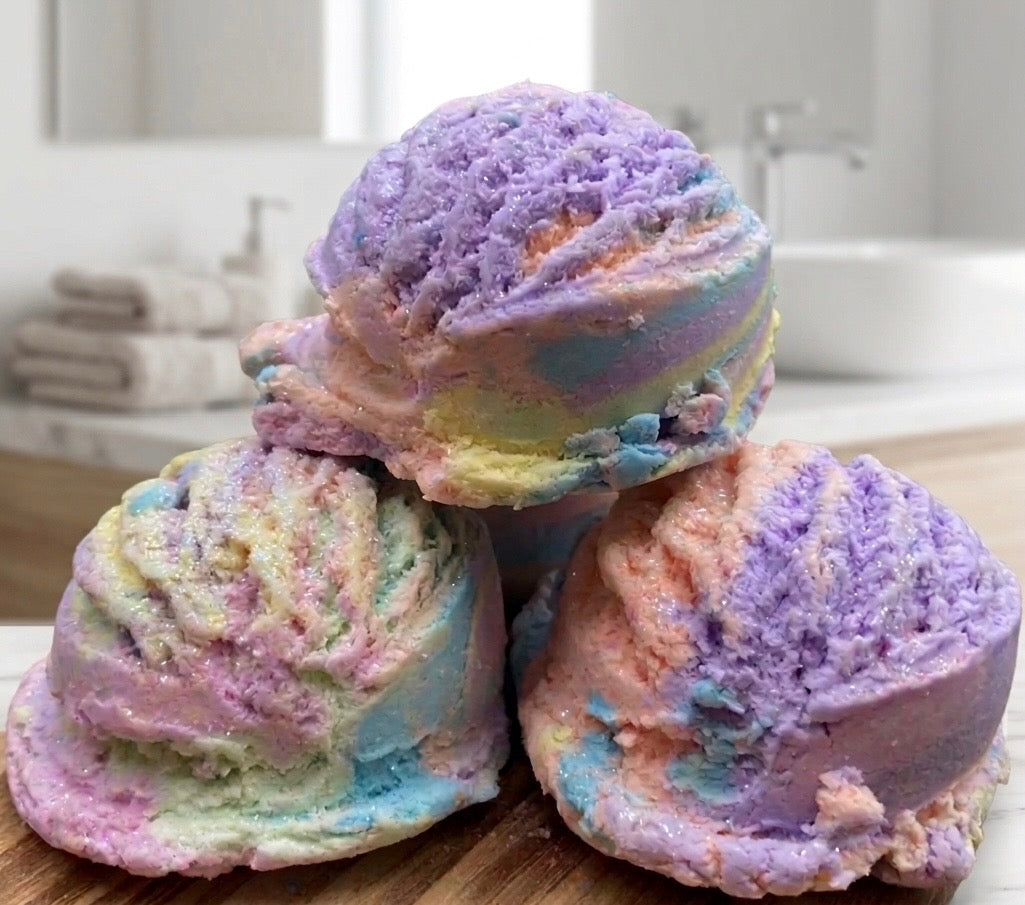 Rainbow Rainstorm – Bubble Bath Scoop 🌈⚡