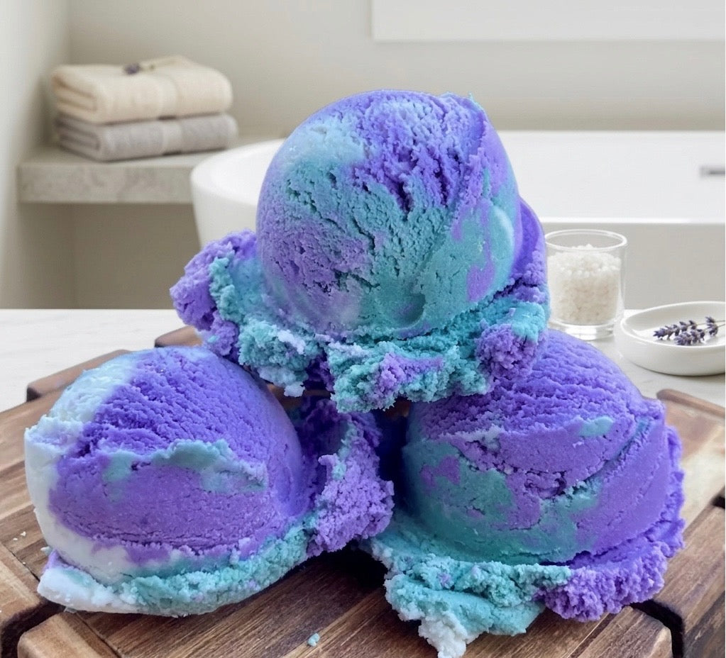 Lavender Lightning Chill 💜